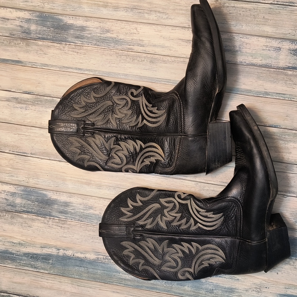 Ariat Black and Tan Western Boots